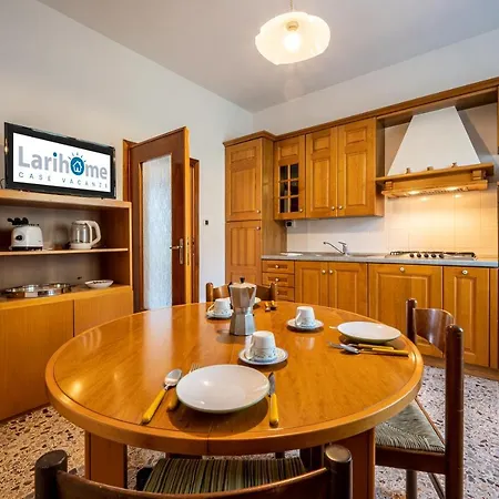 View With Balcony And Parking - Larihome A25 Gera Lario