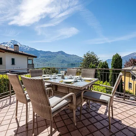 View With Balcony And Parking - Larihome A25 Джера-Ларио